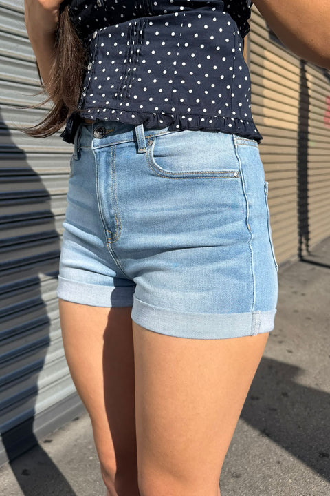 WAXJEAN Basic Denim Shorts With Rolled Cuff with Great Stretch