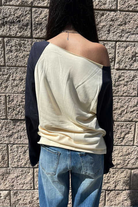 90s Kids Light French Terry Off-The-Shoulder Long Sleeve Varsity T-Shirt