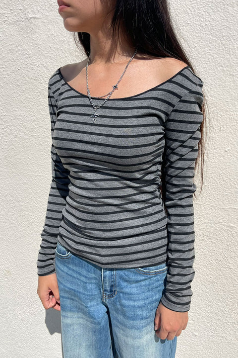 Grunge Look Off-The-Shoulder Long Sleeve Striped Top