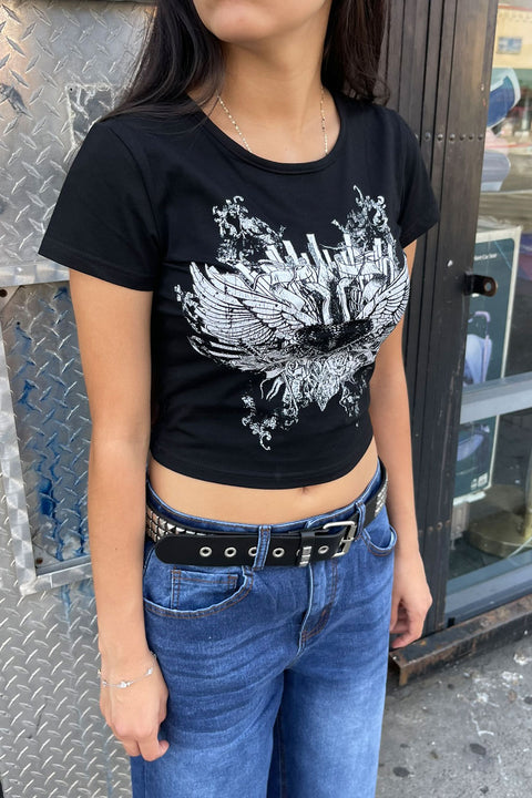 Grunge Style Wing & Heart Print Short Sleeve Crop Knit Top