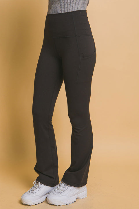 Basic High- Waisted Activewear Flared Leggings With Side Pockets