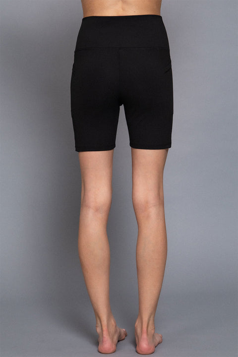 Basic Waist Band Activewear Bike Shorts With Pocket