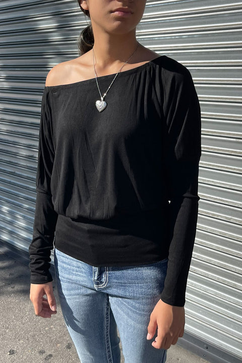 2000s Off-The-Shoulder Dolman Long Sleeve Top