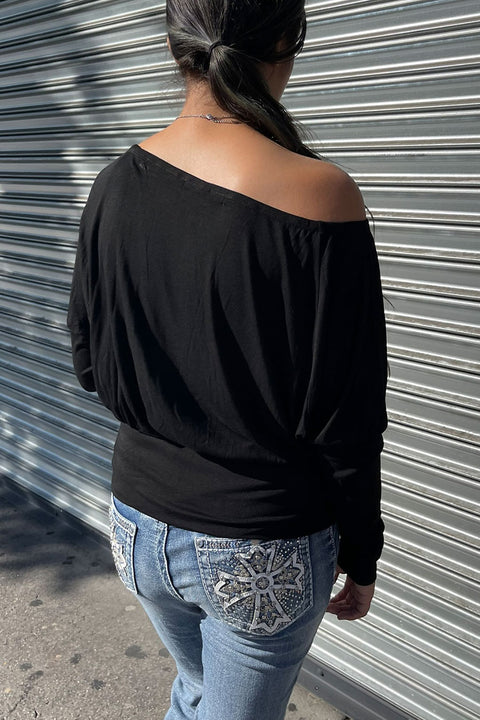 2000s Off-The-Shoulder Dolman Long Sleeve Top