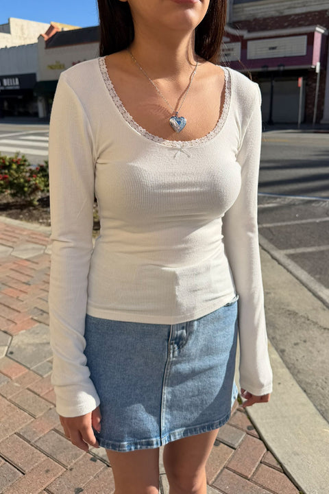 Brushed Rib Knit Scoop Neck Long Sleeve Top With Lace Trim And Bow
