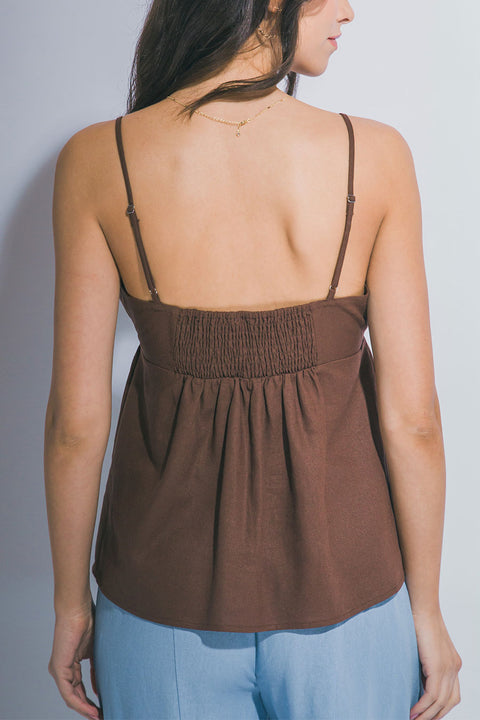 Linen-Blend Ruffled Edge Button-Decorated Cami Flowy Top