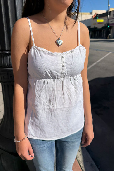 Linen-Blend Ruffled Edge Button-Decorated Cami Flowy Top