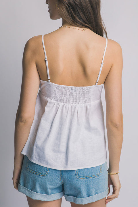 Linen-Blend Ruffled Edge Button-Decorated Cami Flowy Top