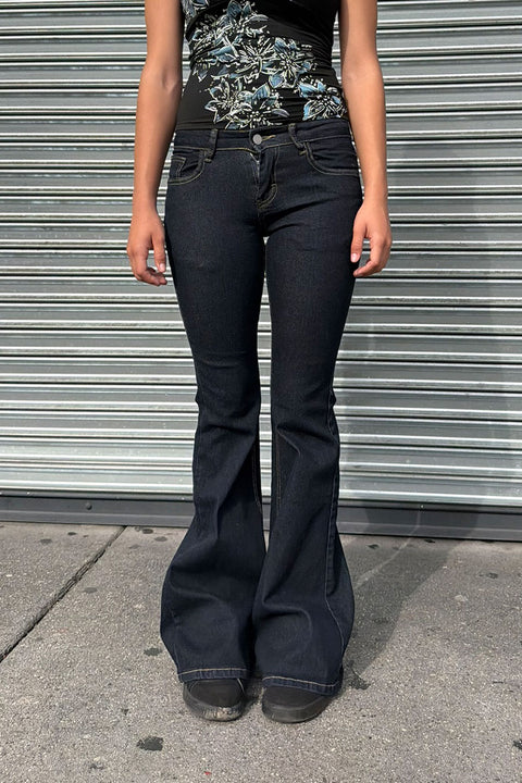 Y2K 2000s Low-Rise Dark Wash Flare Boot Cut Jean with Good Stretch