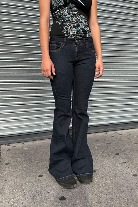 Y2K 2000s Low-Rise Dark Wash Flare Boot Cut Jean with Good Stretch