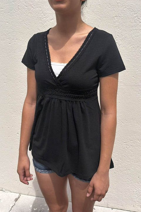 2000s Romantic Gothic Style V-Neck Surplice Baby Doll Short Sleeve Top with Ribbon Stitch Detail