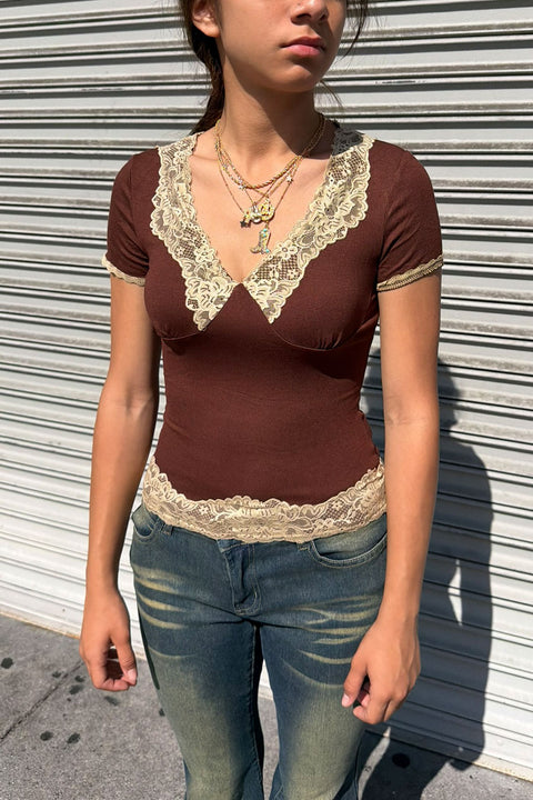 2000s Vintage Style Lace Decorated V-Neck Short Sleeve Top