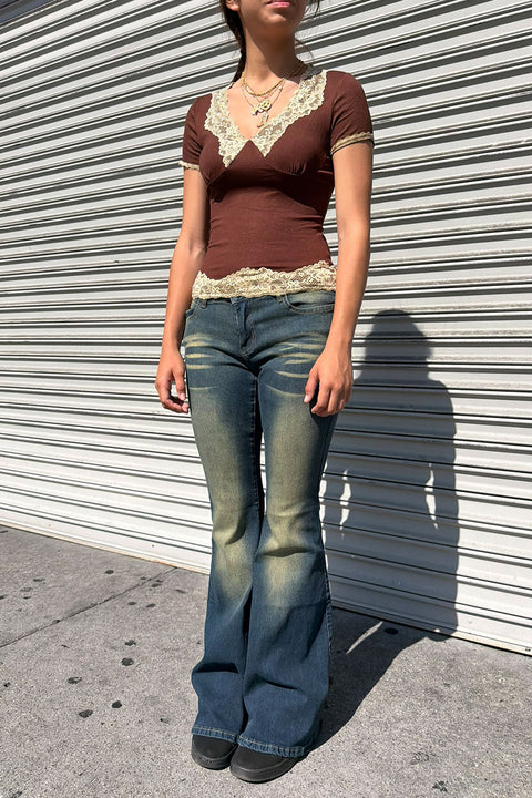 2000s Vintage Style Lace Decorated V-Neck Short Sleeve Top