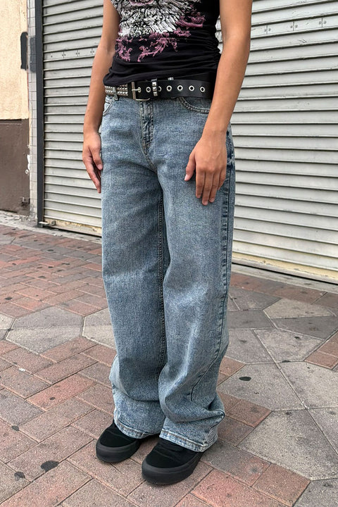 WAXJEAN Mid Rise Antique Wash Straight Leg Baggy Jean with Good Stretch