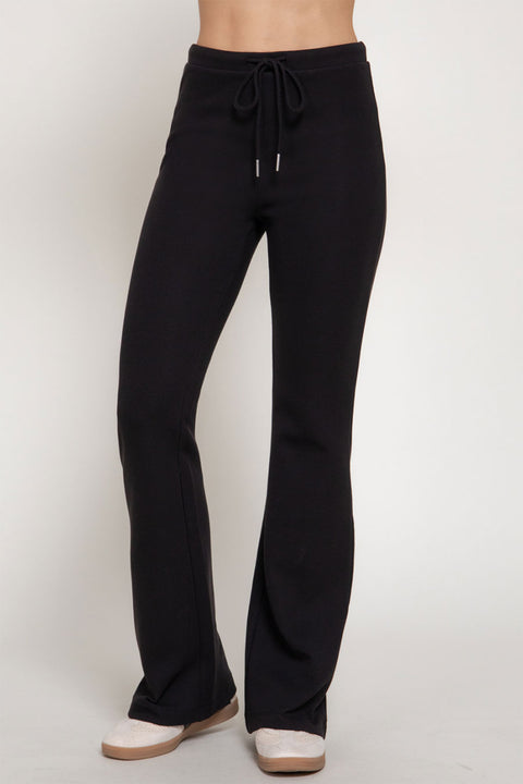 Basic Flare Knit Pants with Metal Tip String and Center Seams