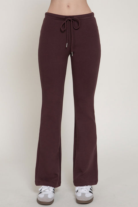 Basic Flare Knit Pants with Metal Tip String and Center Seams