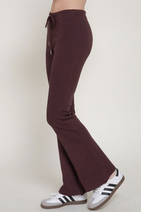 Basic Flare Knit Pants with Metal Tip String and Center Seams